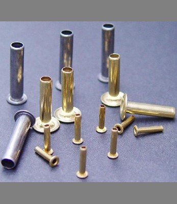 供應(yīng)鉚釘 空心鉚釘 銅鋁鉚釘鐵鉚釘 不銹鋼鉚釘